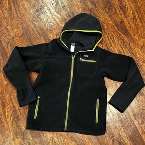 Patagonia zip up fleece size xxl kids 16-18